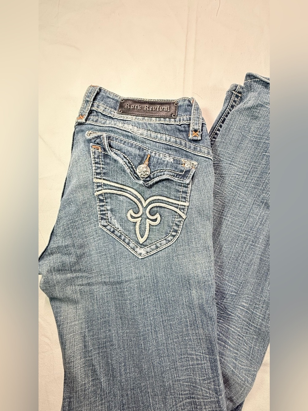 Rock Revival Stephanie 02 Size 32 Medium Wash Floral Butterfly Patch Distressed